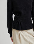 Nana Trousers, Tofu
