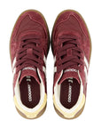Goal, Burgundy