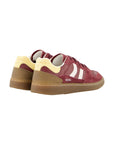Goal, Burgundy
