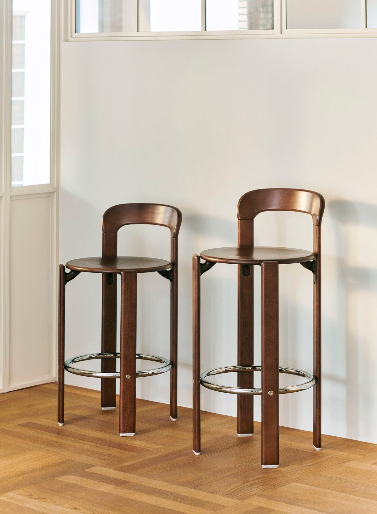 Rey Bar Stool, barkruk, Scartelt Red, H75