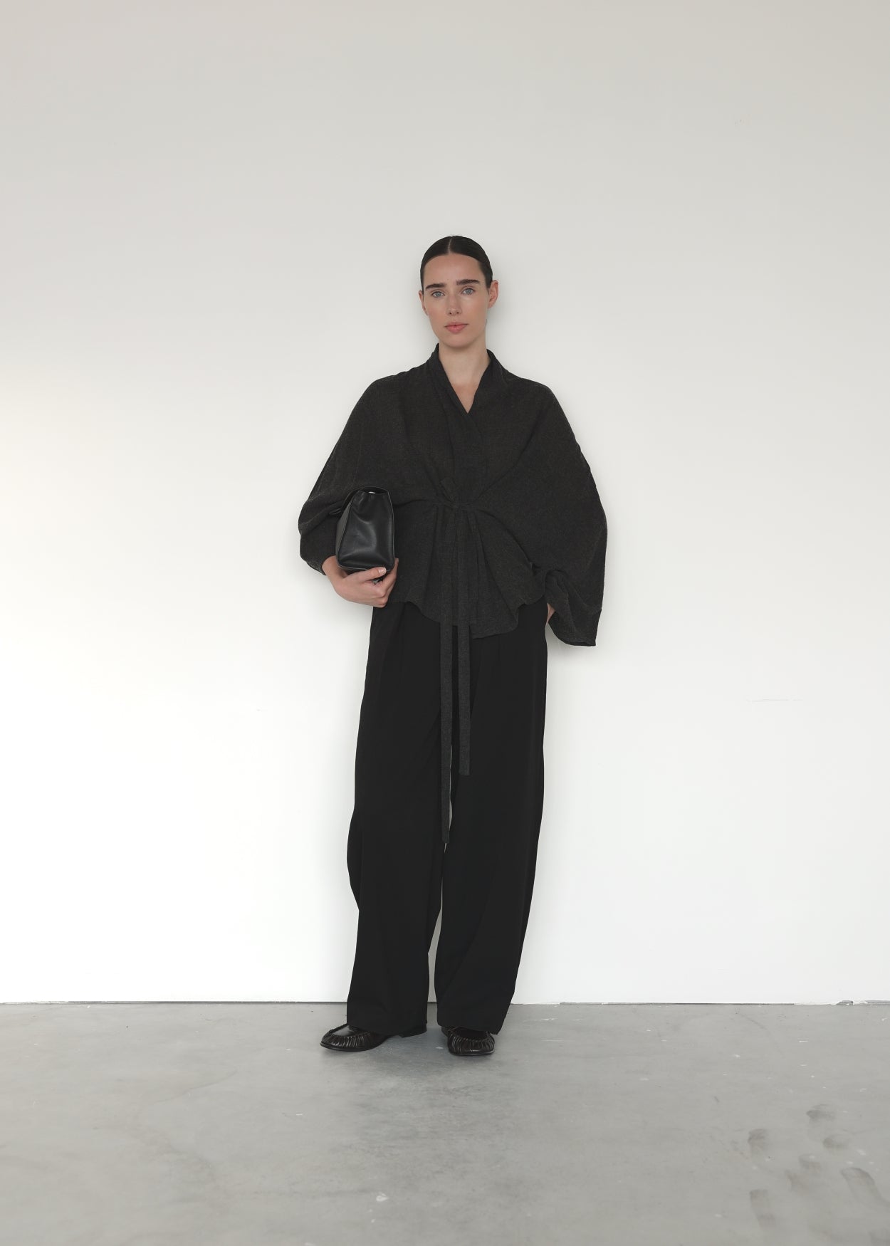 Yalina'CL, Dark Grey