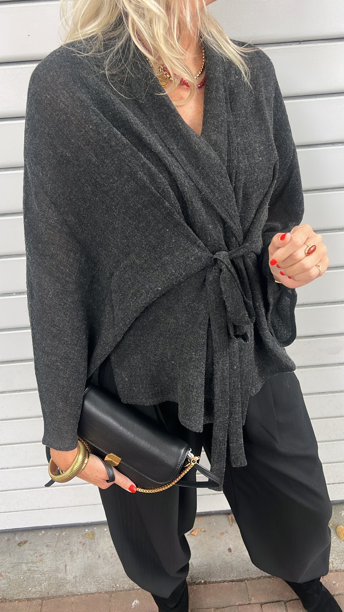 Yalina'CL, Dark Grey