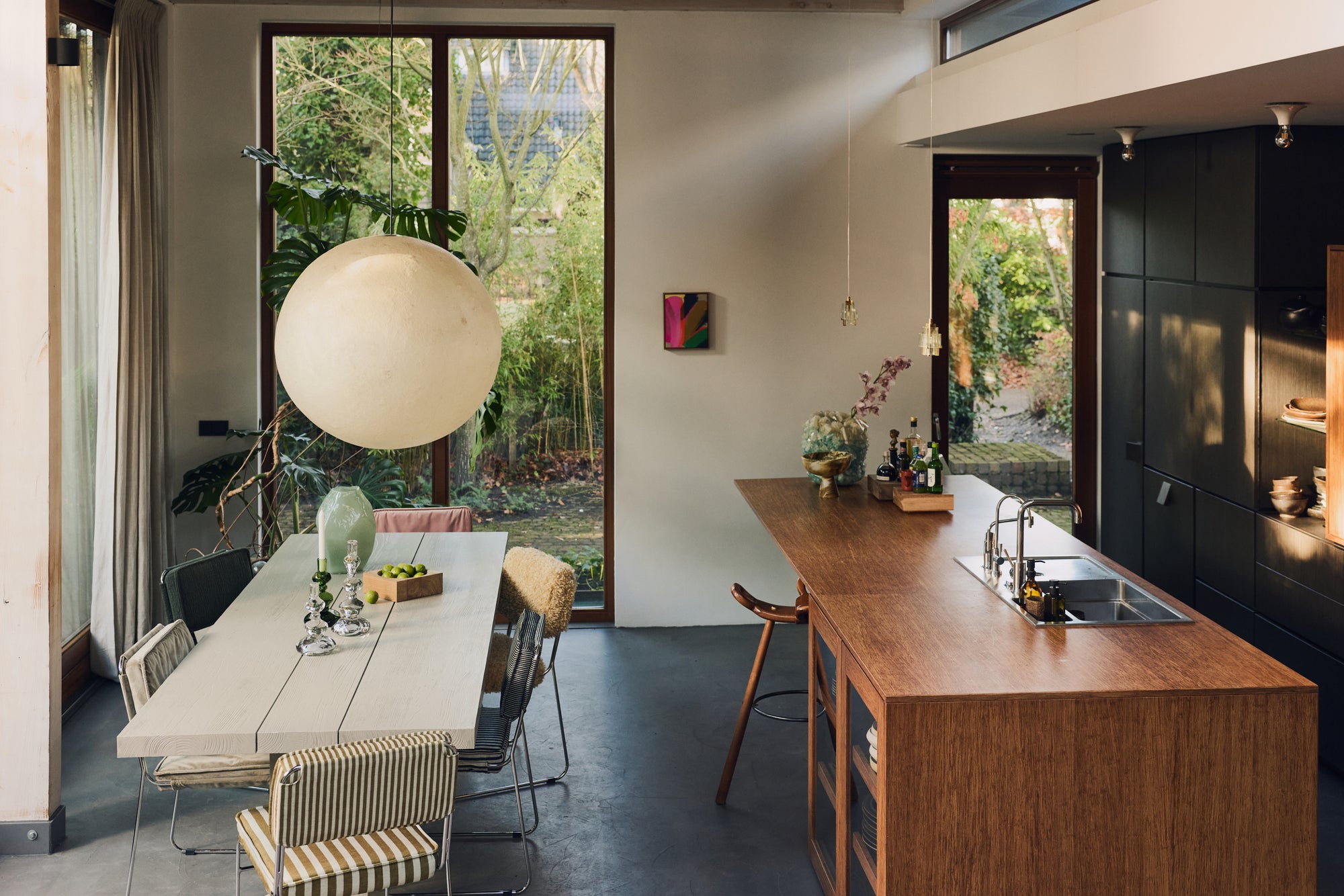 Framed artwork, bright lights (25x31cm)