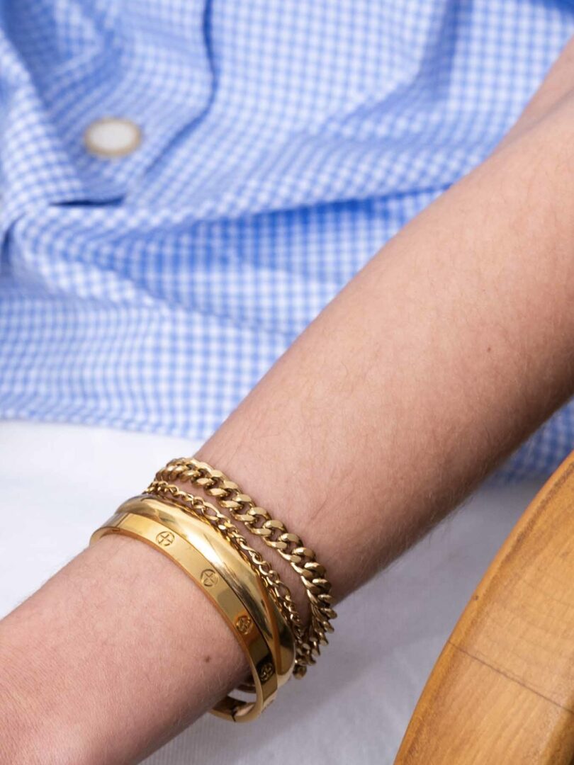 Armband met XL opengewerkte bedel / multicolori