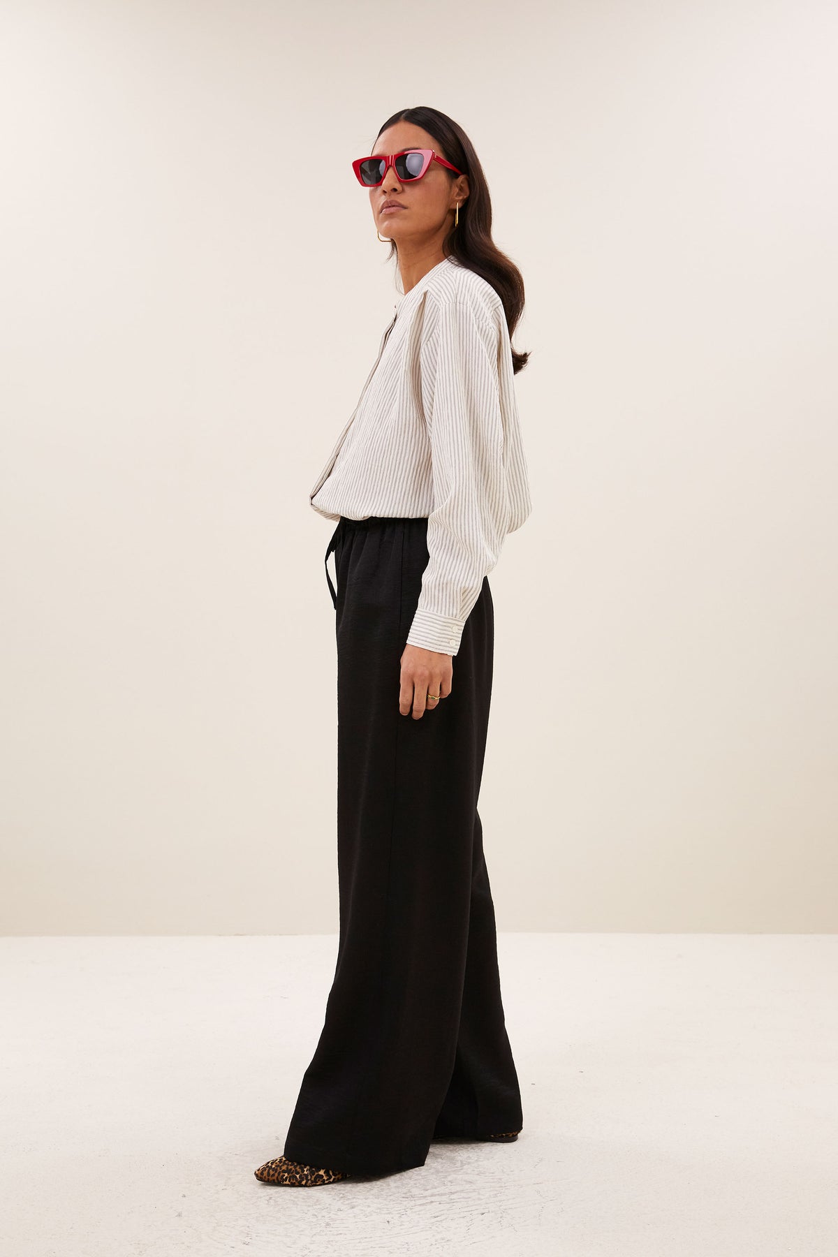 Pelle metallic pants, black