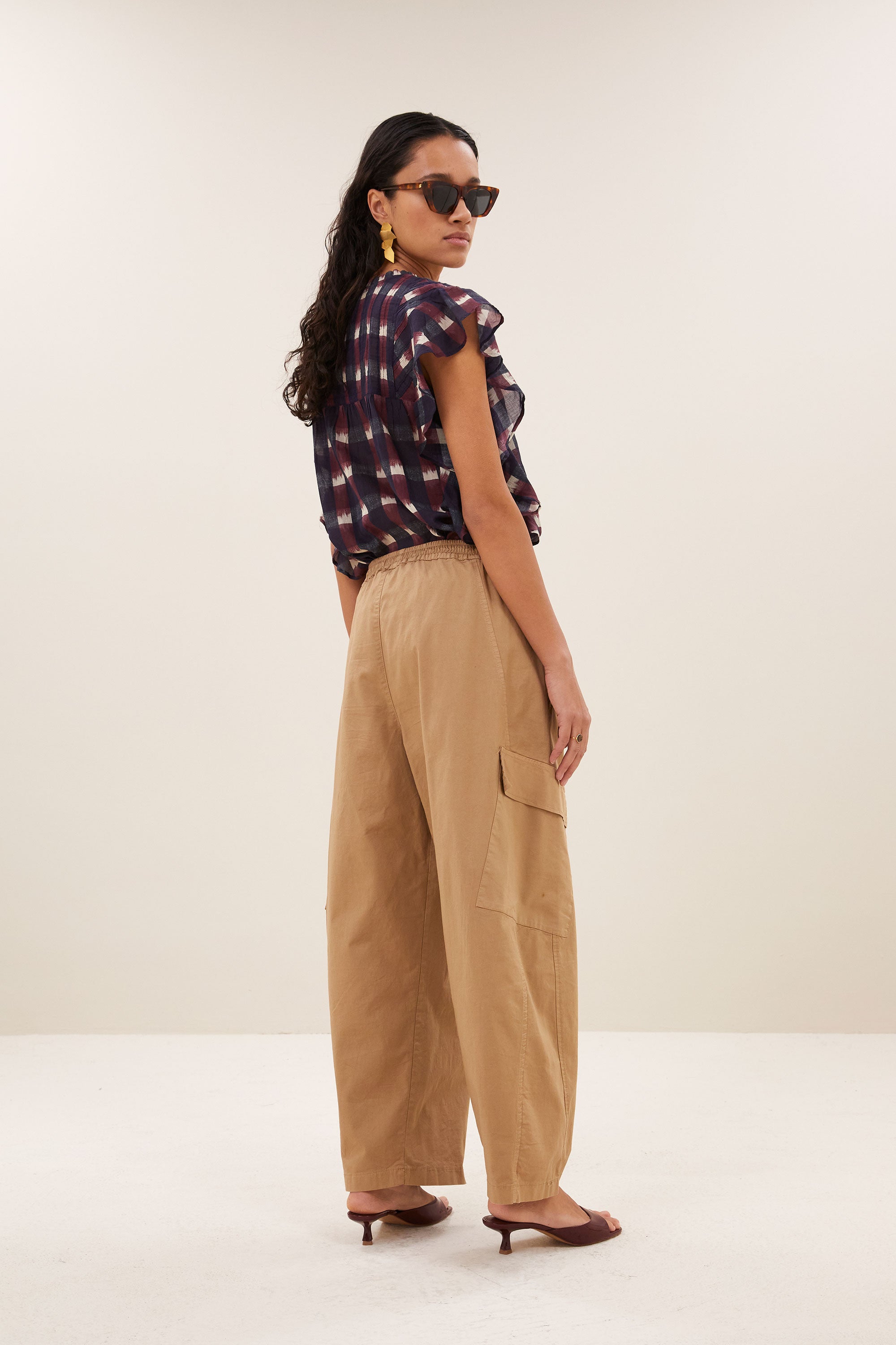 Matcha pants, Camel