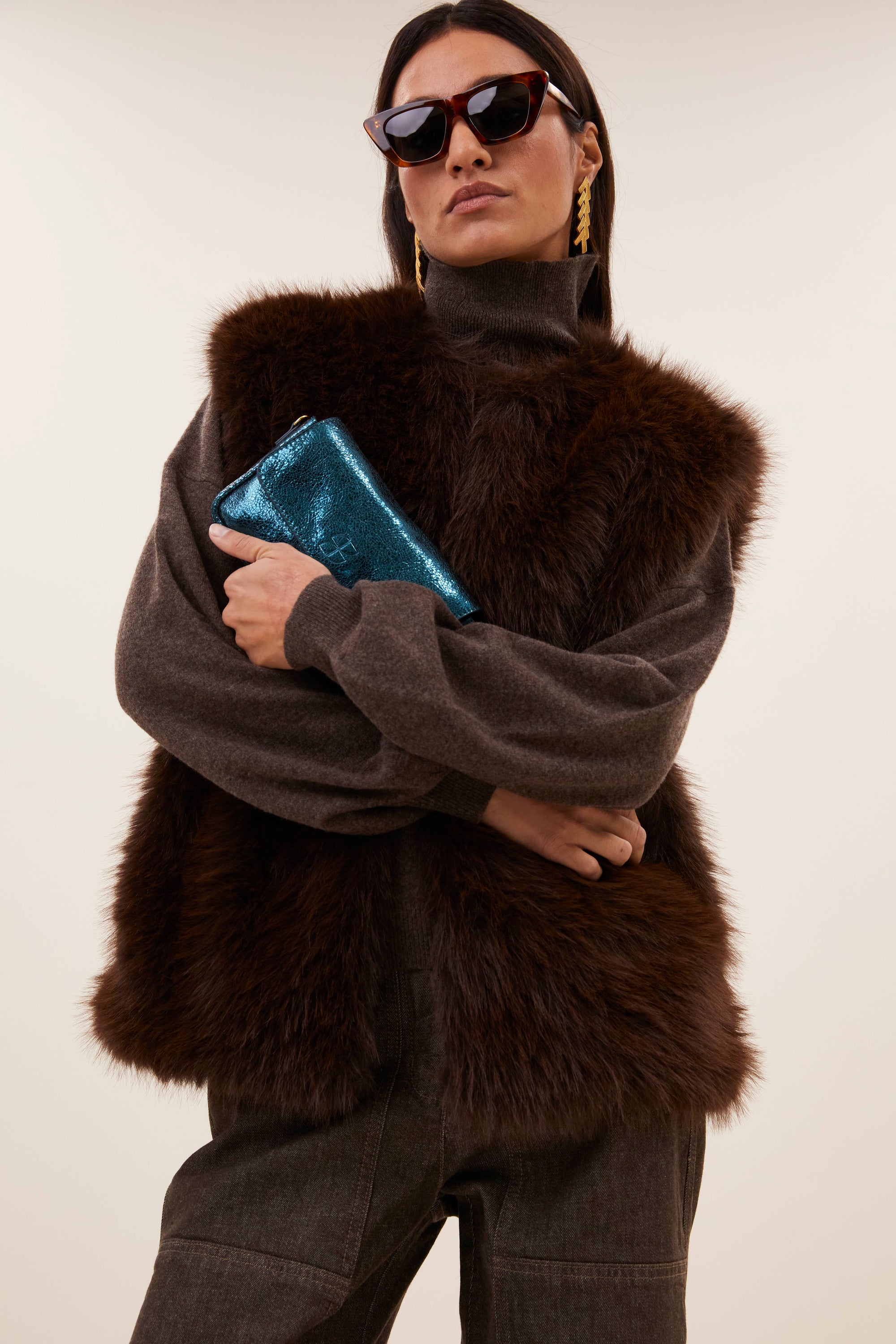 Mona faux fur gilet, Dark brown