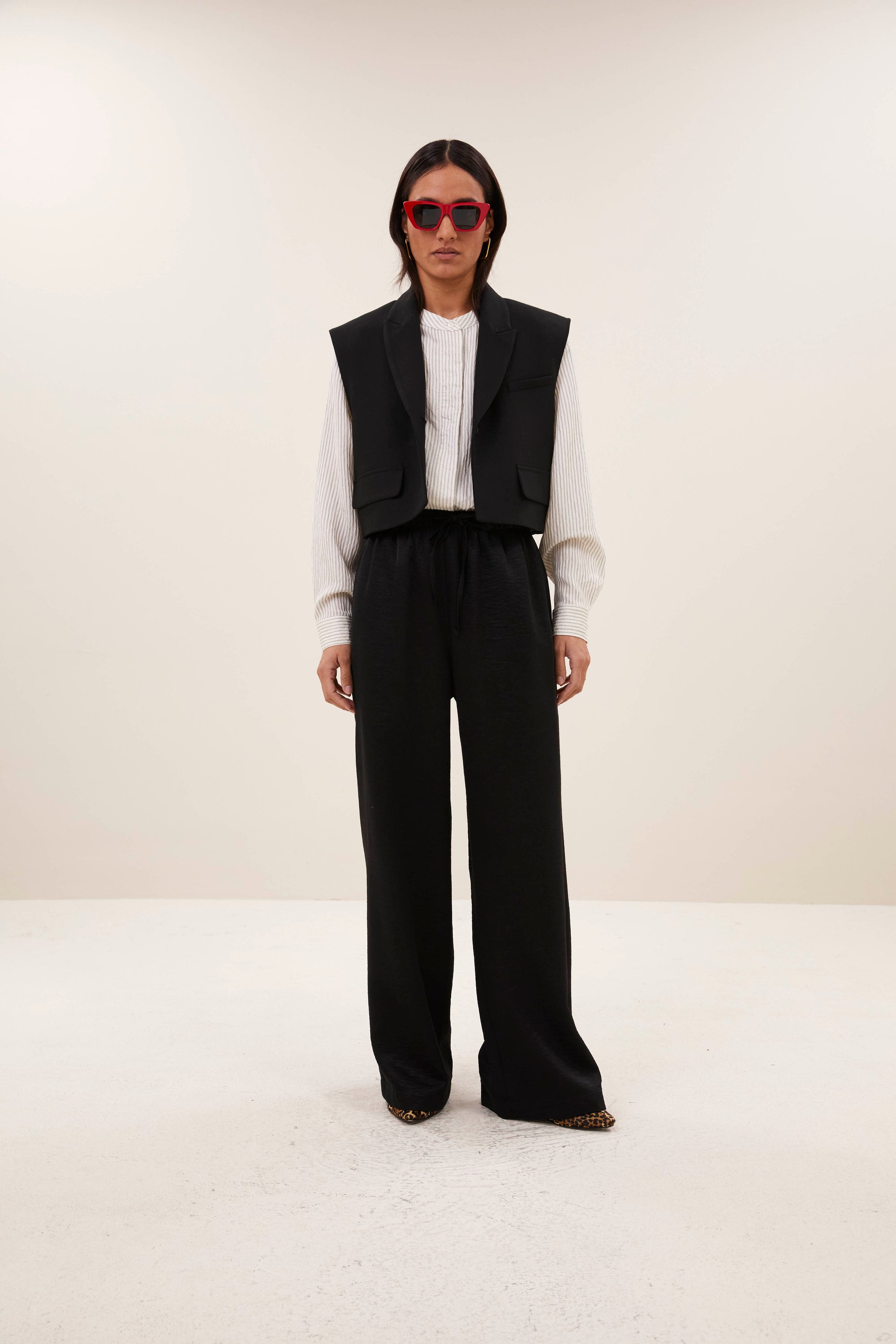 Bobi herringbone gilet, Black