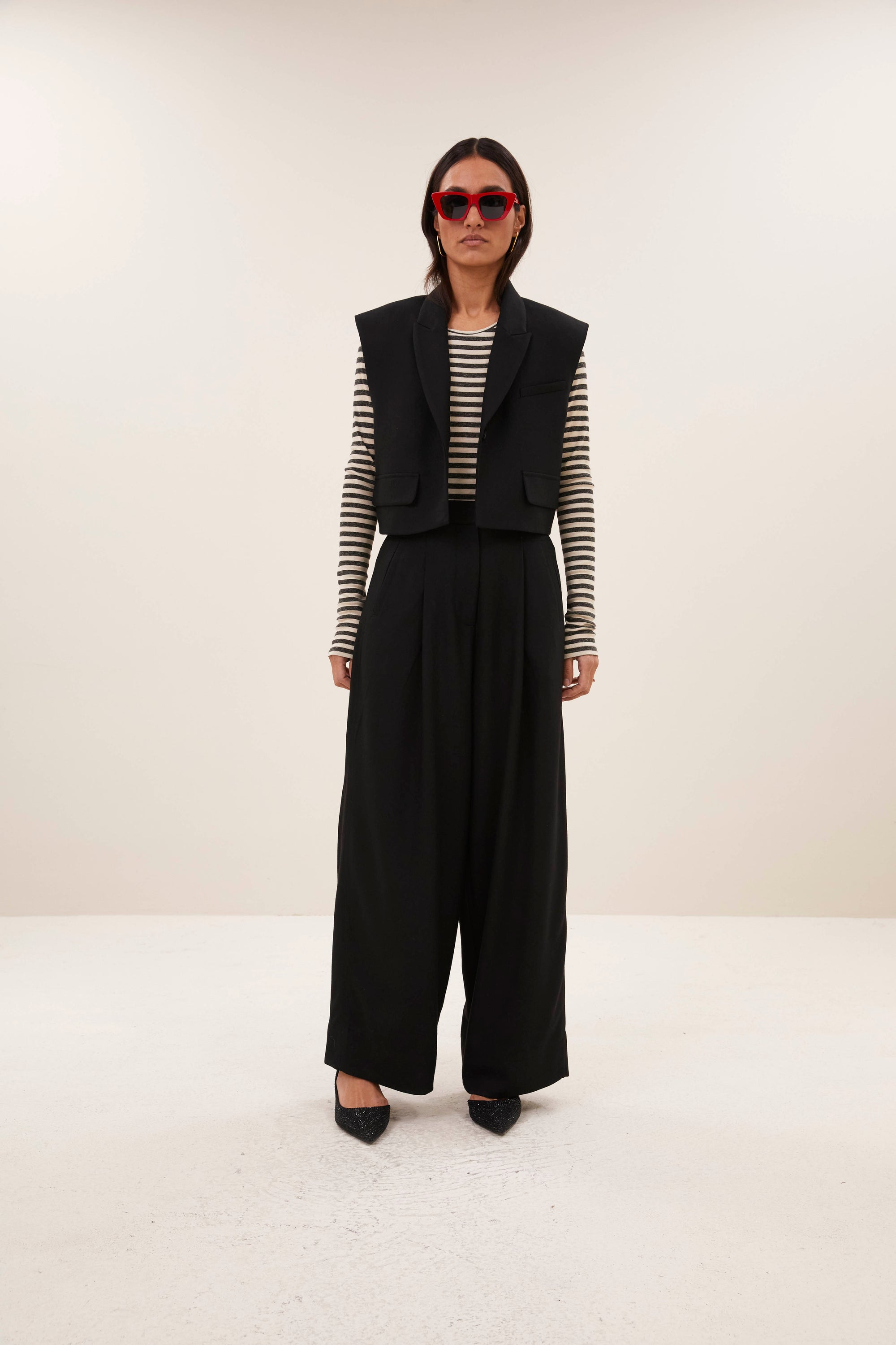 Bobi herringbone gilet, Black
