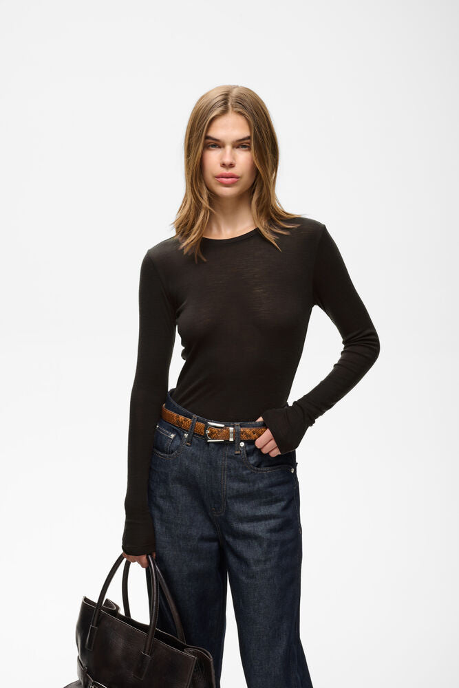 GZninia ls wool roundneck, Chocolate Torte