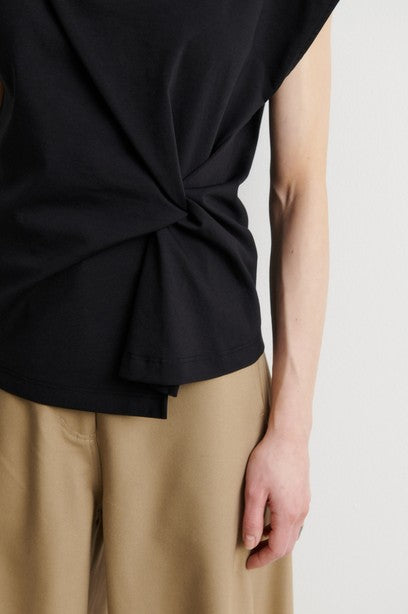 Arkai Drape Top, Black