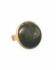 Ring met grote steen van onyx