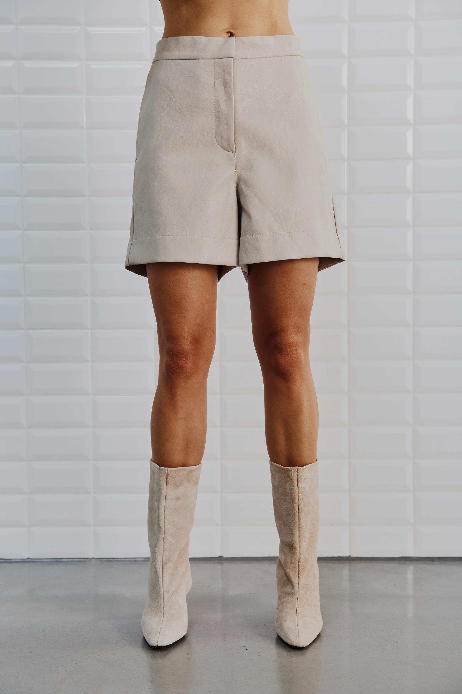 WBLAnni Vegan Shorts, Silver Lining