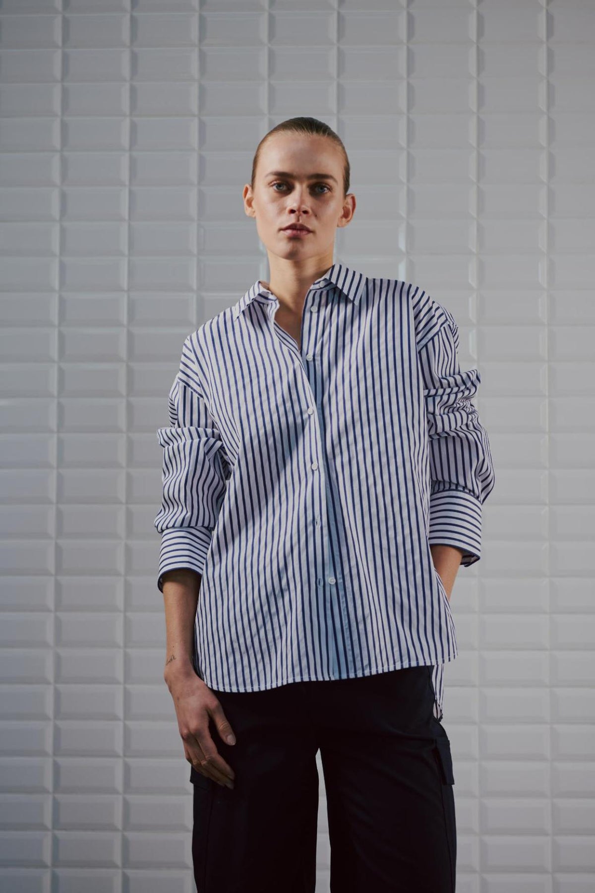 WBLFenja LS Stripe Shirt, White Navy Pinstripe