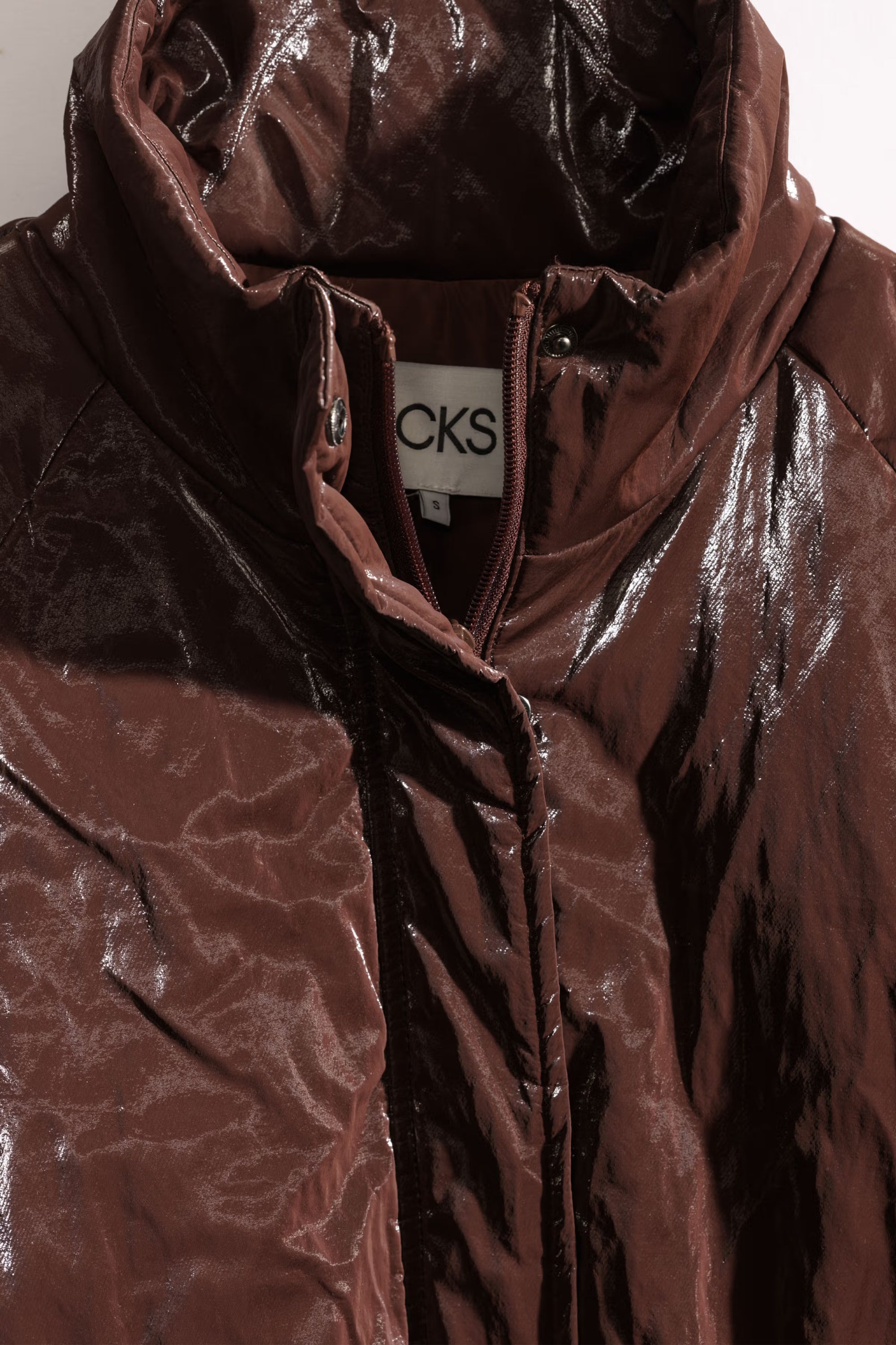 Caloom, Brown dark