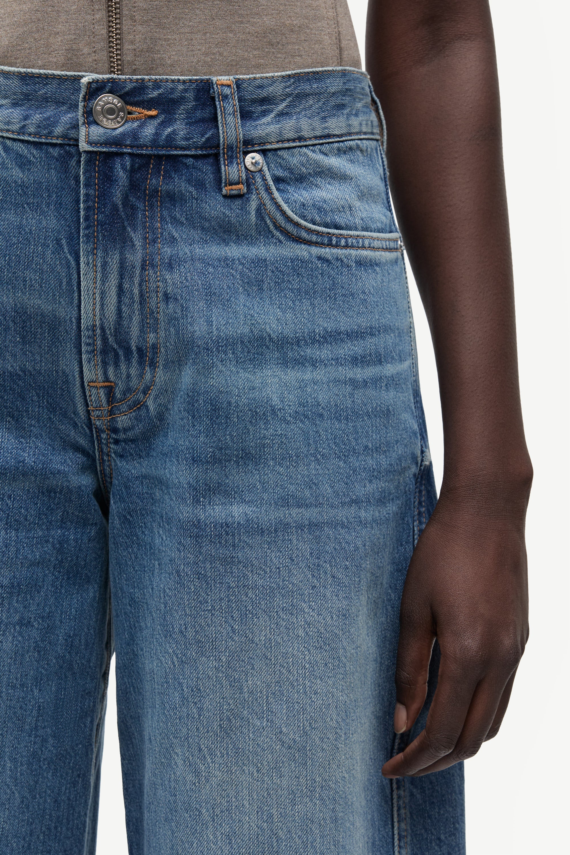 Saharpo jeans, Sephia blue